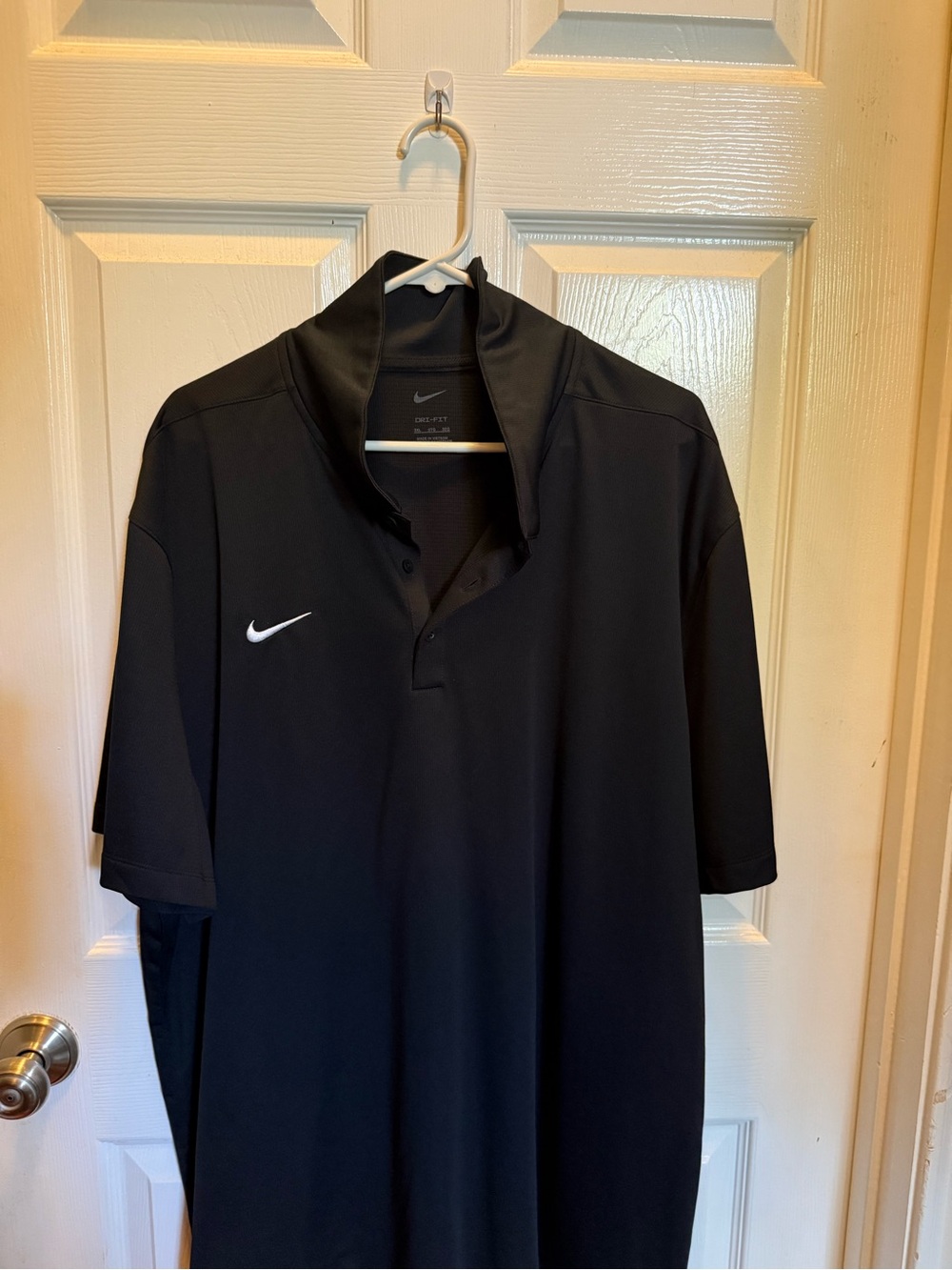 Nike Black Men’s Short-Sleeve Polo with White Swoosh